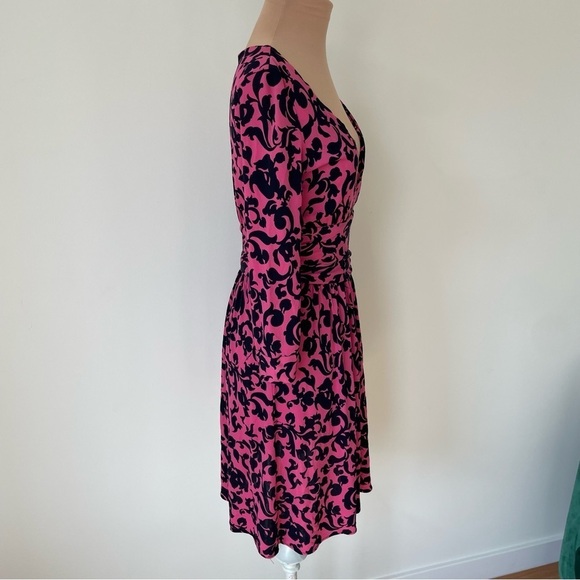 Milly of New York Pink Silk Navy Blue Filagree Floral Print V-Neck Dress Size XS - Picture 2 of 10